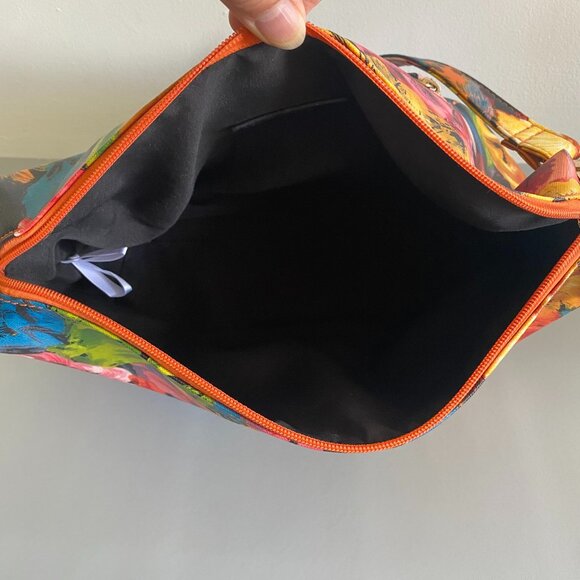 Imoshion Colourful Abstract Floral Crossbody Bag - Picture 6 of 12